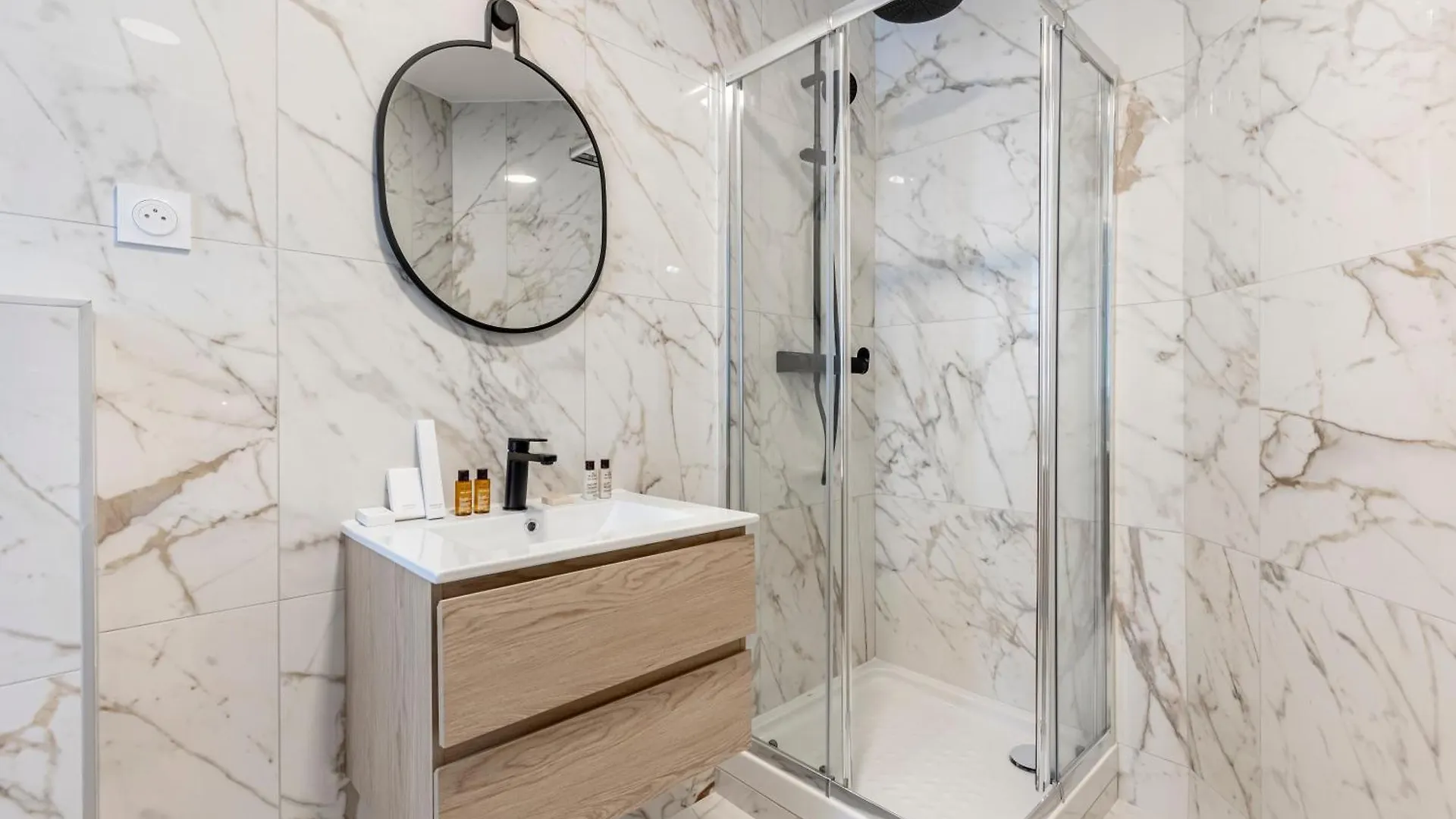 Sweett - Villiers Apartment